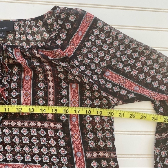 Bohemian bell sleeves blouse Size Medium - Picture 7 of 10